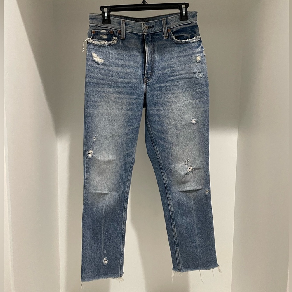 Abercrombie & Fitch mom jeans
